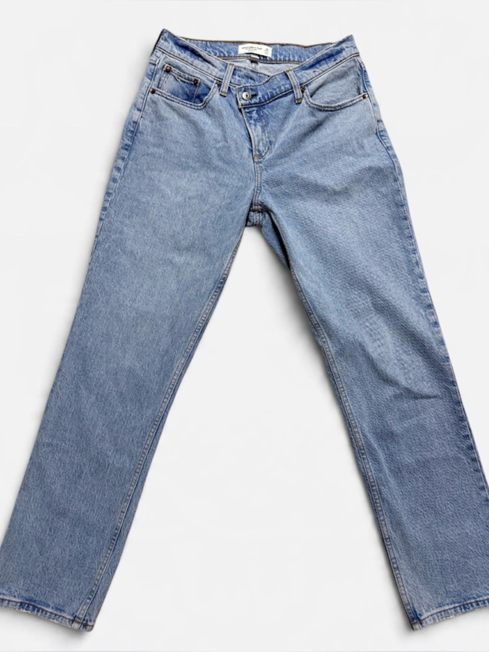 Abercrombie & Fitch The '90s Straight Mid Rise Crossover Jeans Boyfriend Jeans